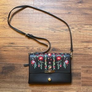 floral black shoulder bag 🌸